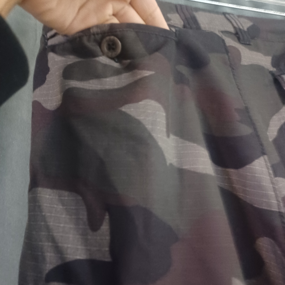 MENS CAMO SHORTS - Picture 4 of 10